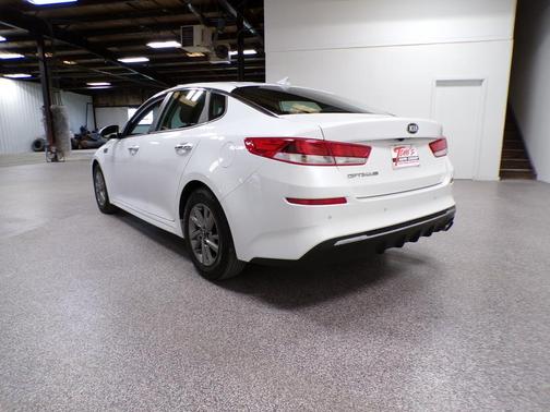 Snow White Pearl 2019 Kia Optima LX
