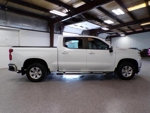 White 2021 Chevrolet Silverado 1500 LT
