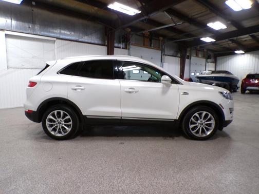 2016 Lincoln MKC Select