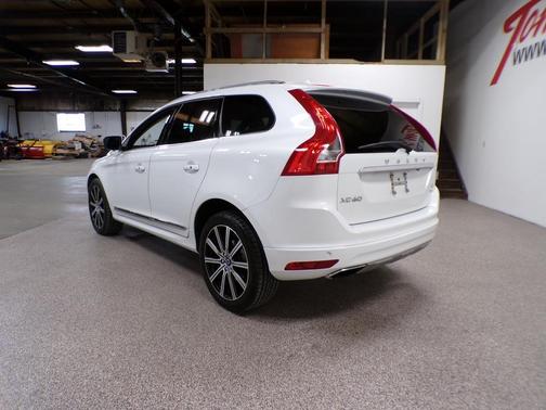 2017 Volvo XC60 T6 Inscription
