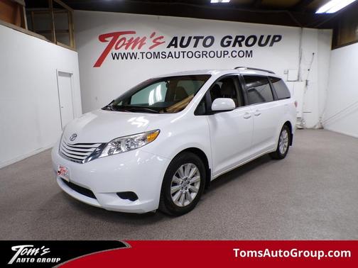 2015 Toyota Sienna LE