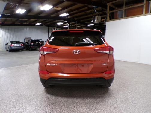 2017 Hyundai TUCSON SE