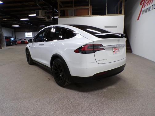 2017 Tesla Model X 75D