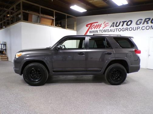 Magnetic Gray Metallic 2012 Toyota 4Runner SR5