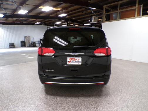2018 Chrysler Pacifica Touring-L Plus
