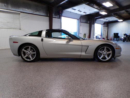 Machine Silver Metallic 2007 Chevrolet Corvette Base