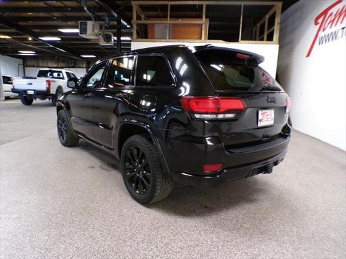 2017 Jeep Grand Cherokee Altitude