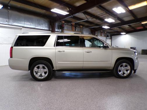 Champagne Silver 2017 Chevrolet Suburban Premier