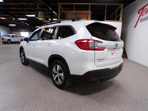 2023 Subaru Ascent Premium 8-Passenger