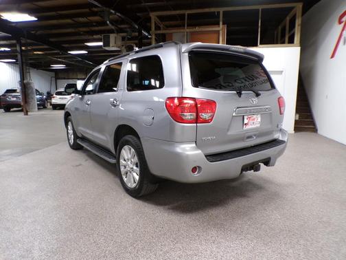 2008 Toyota Sequoia Platinum