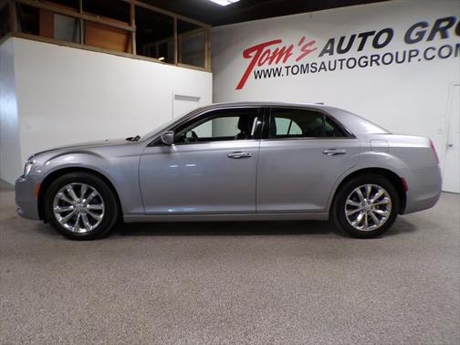 2015 Chrysler 300 Limited