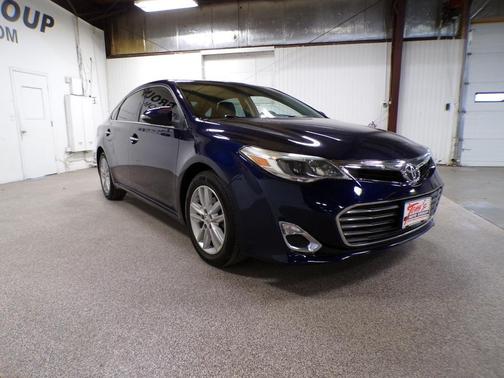 2013 Toyota Avalon XLE