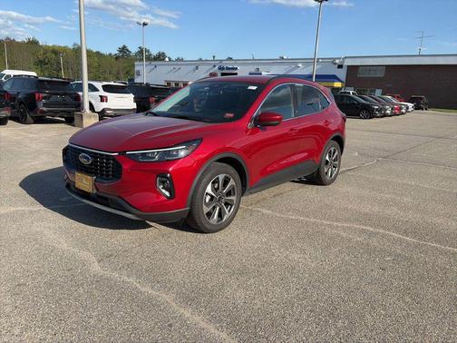 RAPID RED MET TINTED CC 2023 Ford Escape PLATINUM