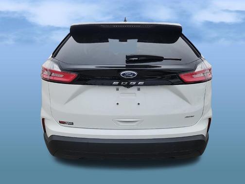 OXFORD WHITE 2023 Ford Edge SE