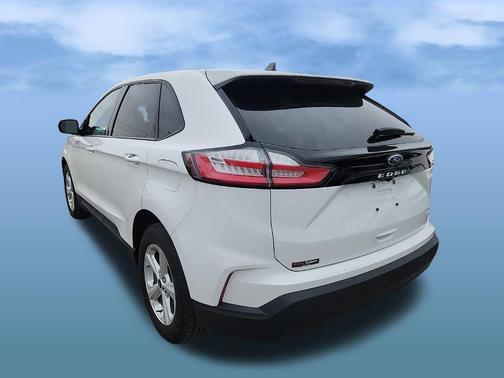 OXFORD WHITE 2023 Ford Edge SE