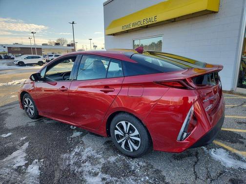 2017 Toyota Prius Prime PREMIUM