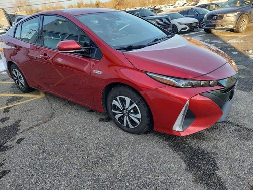 2017 Toyota Prius Prime PREMIUM