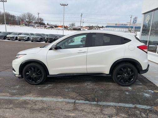 2022 Honda HR-V SPORT