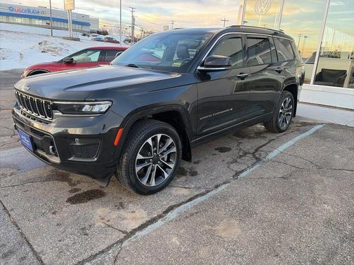 2022 Jeep Grand Cherokee OVERLAND
