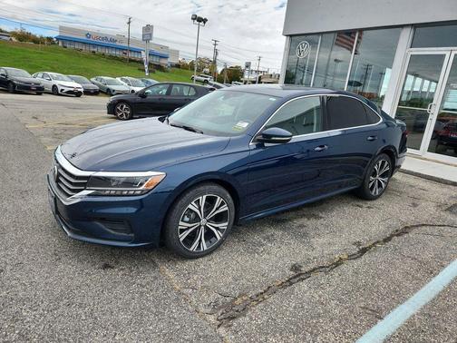 2022 Volkswagen Passat 2.0T SE