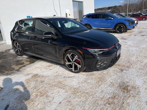 Mythos Black Metallic 2025 Volkswagen Golf GTI 2.0T SE Hatchback