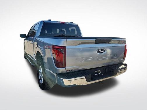 ICONIC SILVER METALLIC 2025 Ford F-150 XLT