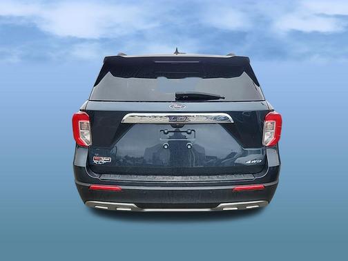 STONE BLUE METALLIC 2023 Ford Explorer XLT