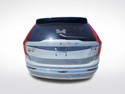 Gray Metallic 2024 Volvo XC90 B6 ULTIMATE BRIGHT THEME 7-SEATER