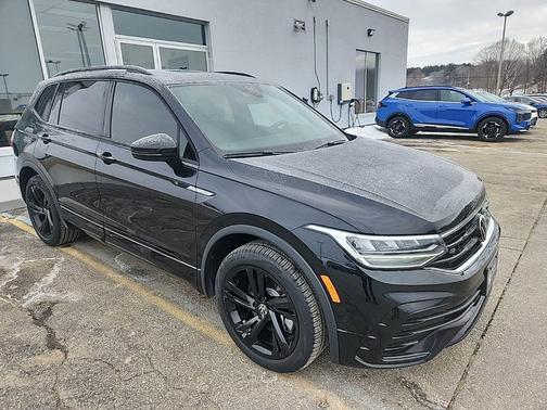 2024 Volkswagen Tiguan 2.0T SE R-Line Black