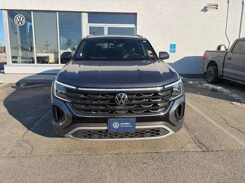2024 Volkswagen Atlas Cross Sport 2.0T SE w/ Technology