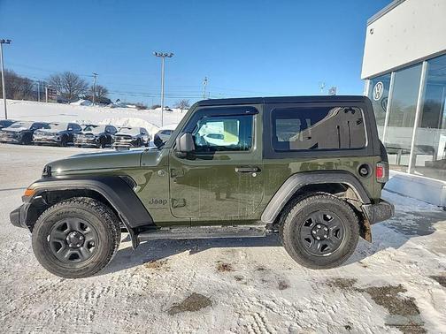 2022 Jeep Wrangler SPORT