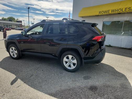 2019 Toyota RAV4 LE