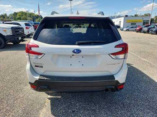 2019 Subaru Forester PREMIUM