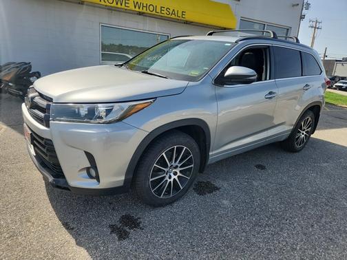 2018 Toyota Highlander SPORT