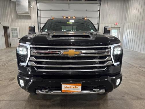 2025 Chevrolet Silverado 3500 High Country