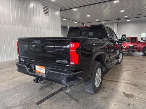 2025 Chevrolet Silverado 3500 High Country