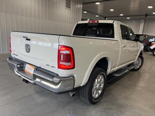 2022 RAM 2500 Laramie Crew Cab 4x4 6'4' Box