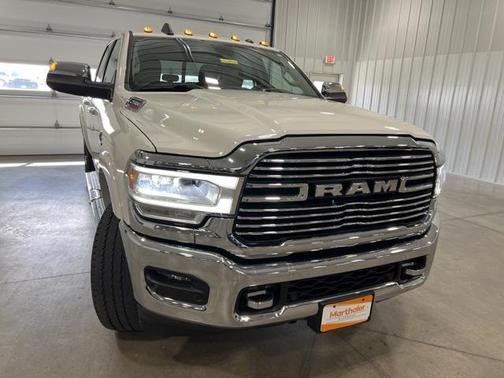 2022 RAM 2500 Laramie Crew Cab 4x4 6'4' Box