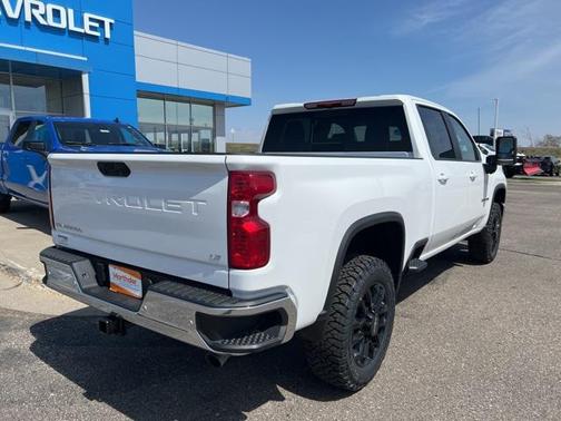 2025 Chevrolet Silverado 3500 LT