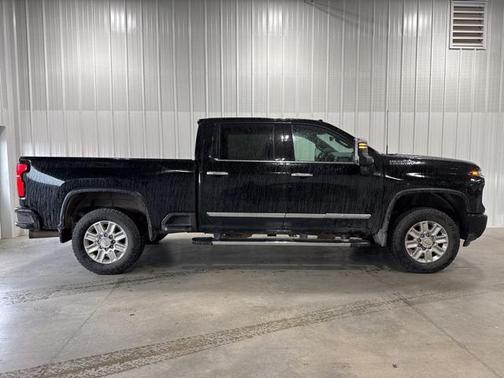 2025 Chevrolet Silverado 3500 High Country