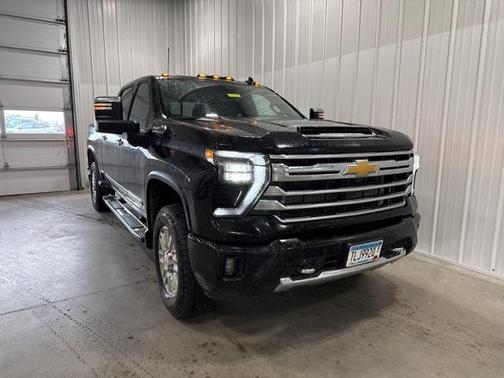 2025 Chevrolet Silverado 3500 High Country