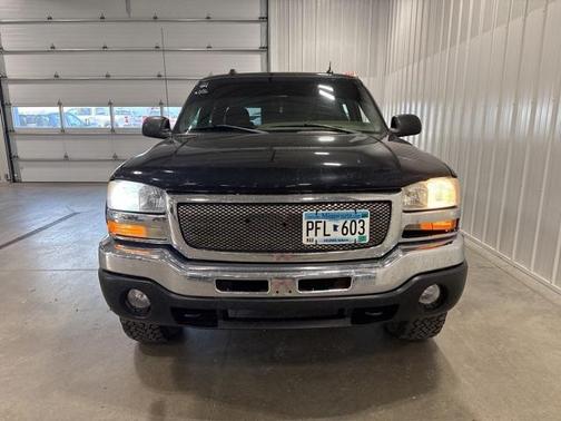 2005 GMC Sierra 1500 SLE Crew Cab