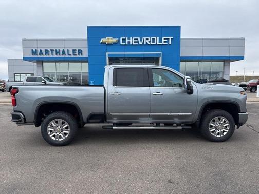 2025 Chevrolet Silverado 3500 High Country