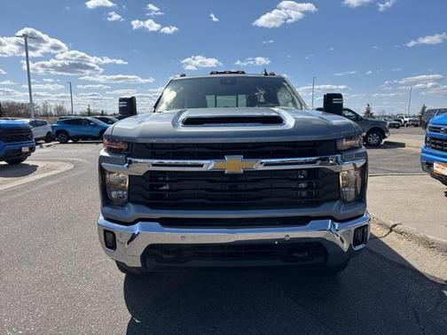 2025 Chevrolet Silverado 3500 LT