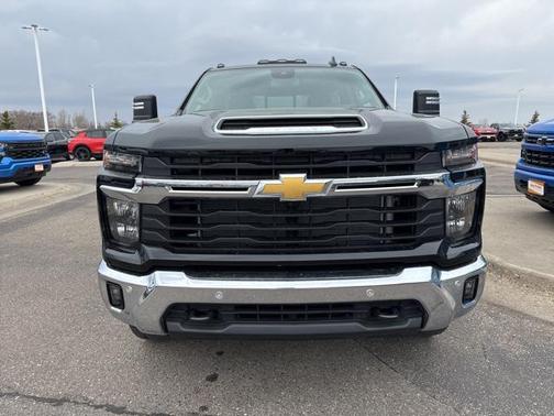 2025 Chevrolet Silverado 3500 LT