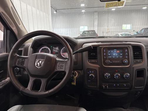 2018 RAM 2500 Tradesman Crew Cab 4x4 6'4' Box