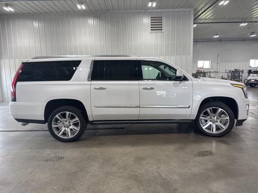2019 Cadillac Escalade ESV Premium Luxury