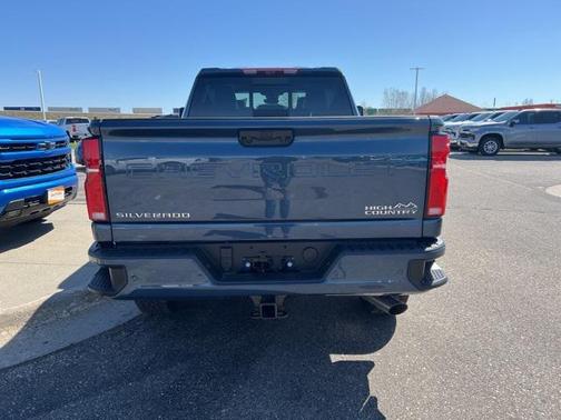 2025 Chevrolet Silverado 3500 High Country