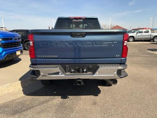 2025 Chevrolet Silverado 3500 LT