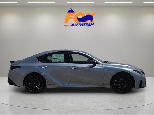 Iridium 2026 Lexus IS 350 F SPORT Design
